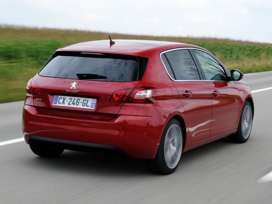  Peugeot 308 2013 года  (фото 40 из 47)